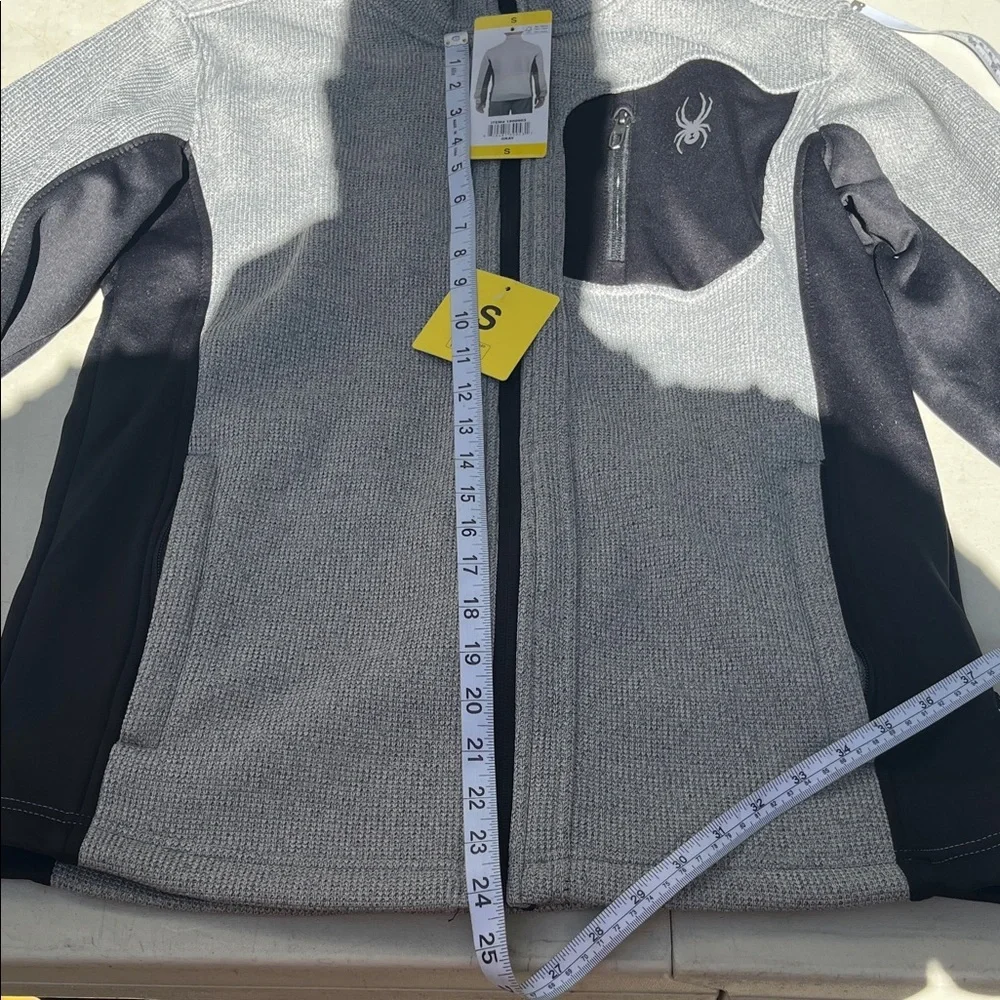 Spyder Heather Gray and Black Knit Jacket NWT men’s small